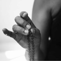 Sai Mithra Yoga Mantra zingen